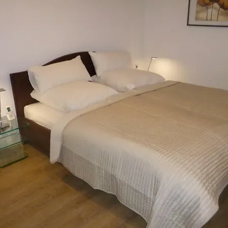 Hamburg-rosengarten *